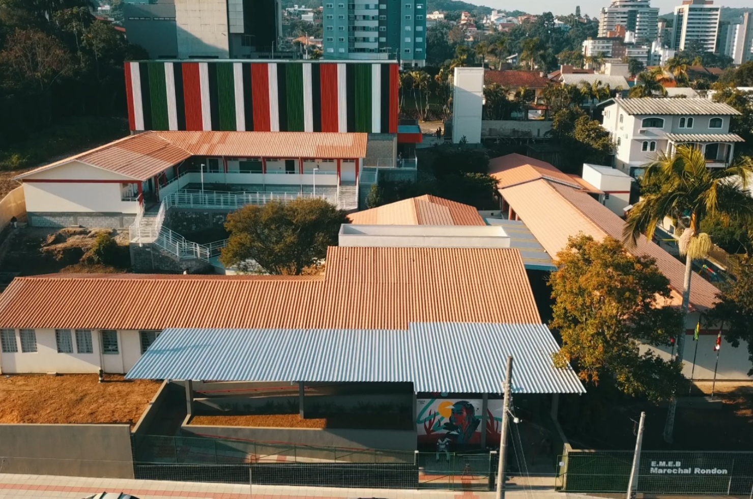 Rematrícula inicia na próxima terça-feira (8) na rede municipal de ensino de Criciúma