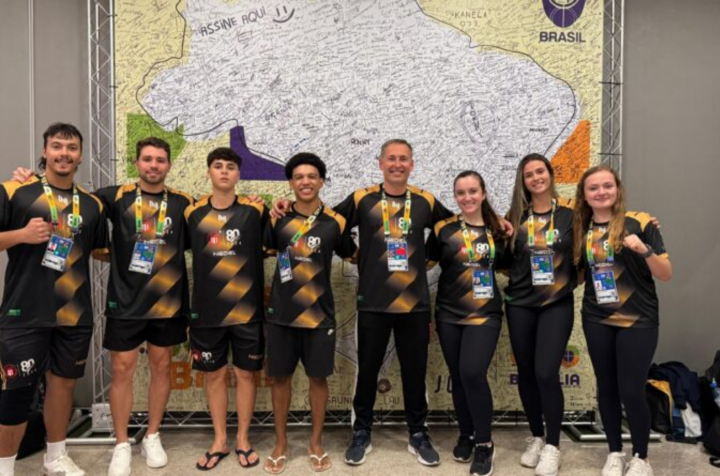 Karatê de Tubarão encerra participação nos Jogos Universitários