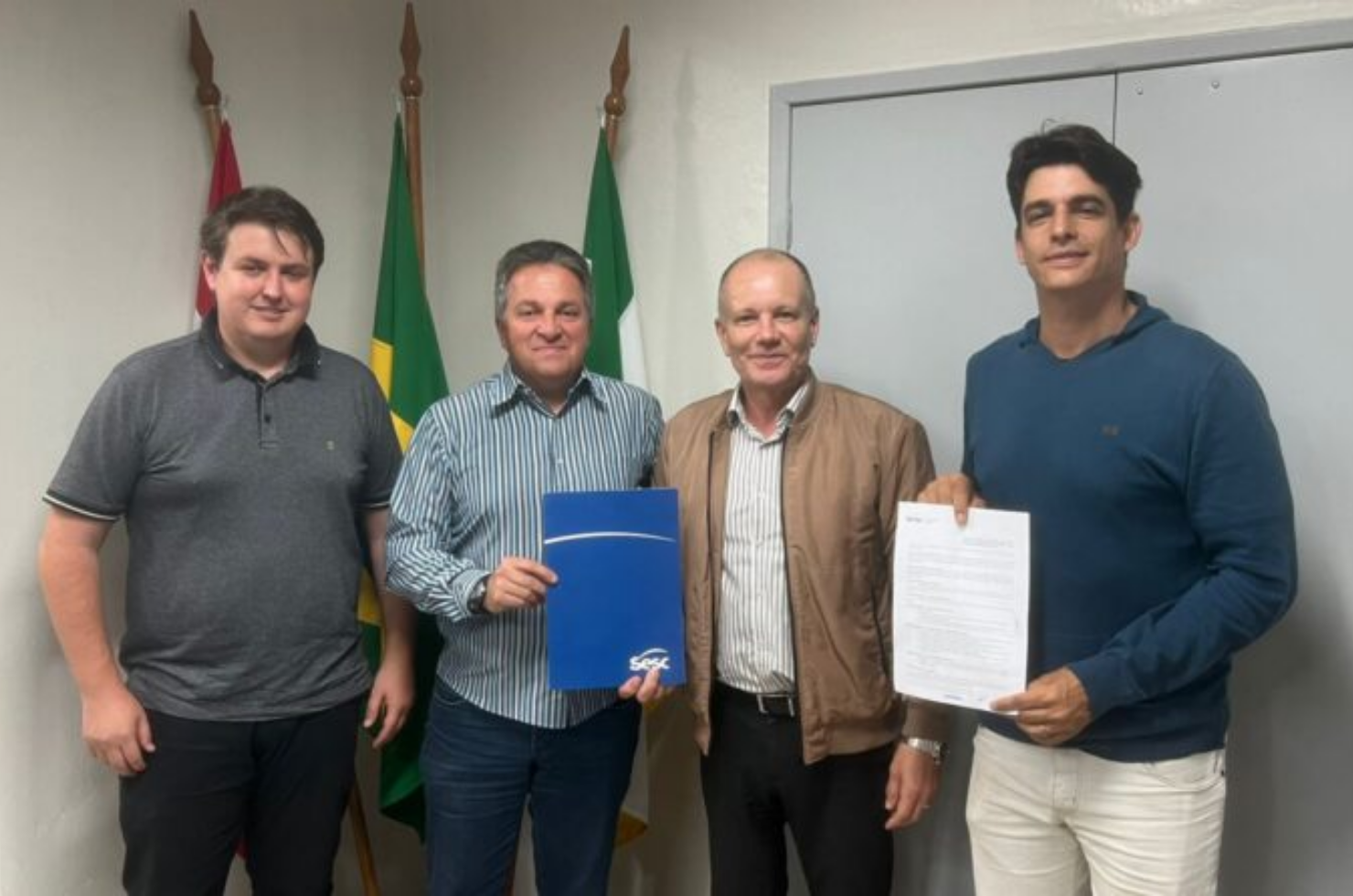 Novo prefeito de Laguna participa de reunião para eventos no verão 2025