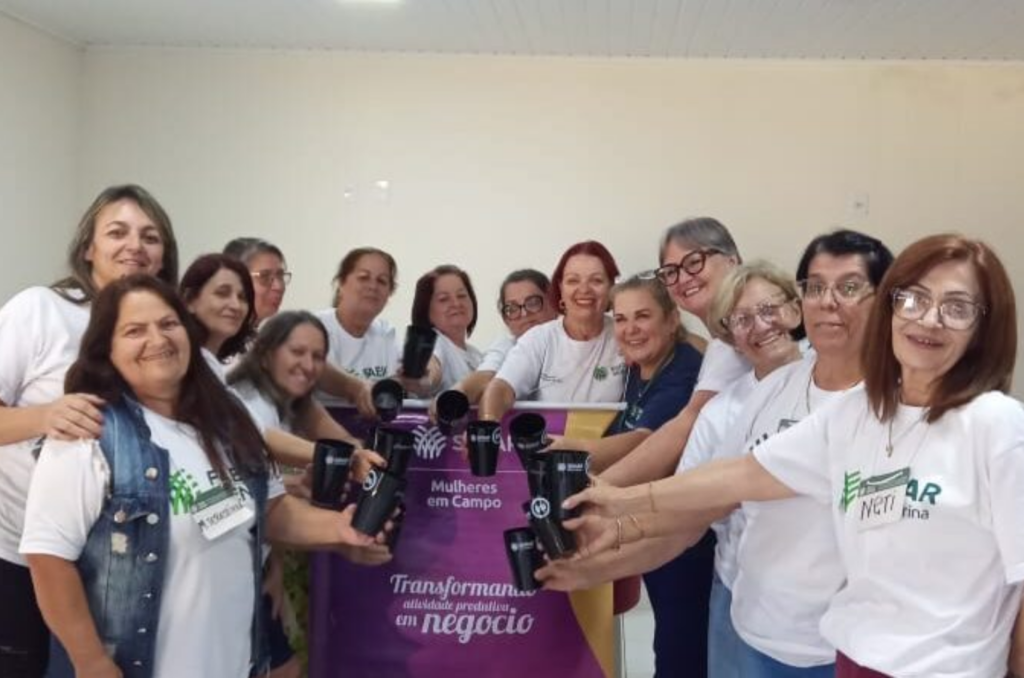 Programa de empreendedorismo beneficia dezenas de mulheres em Capivari de Baixo