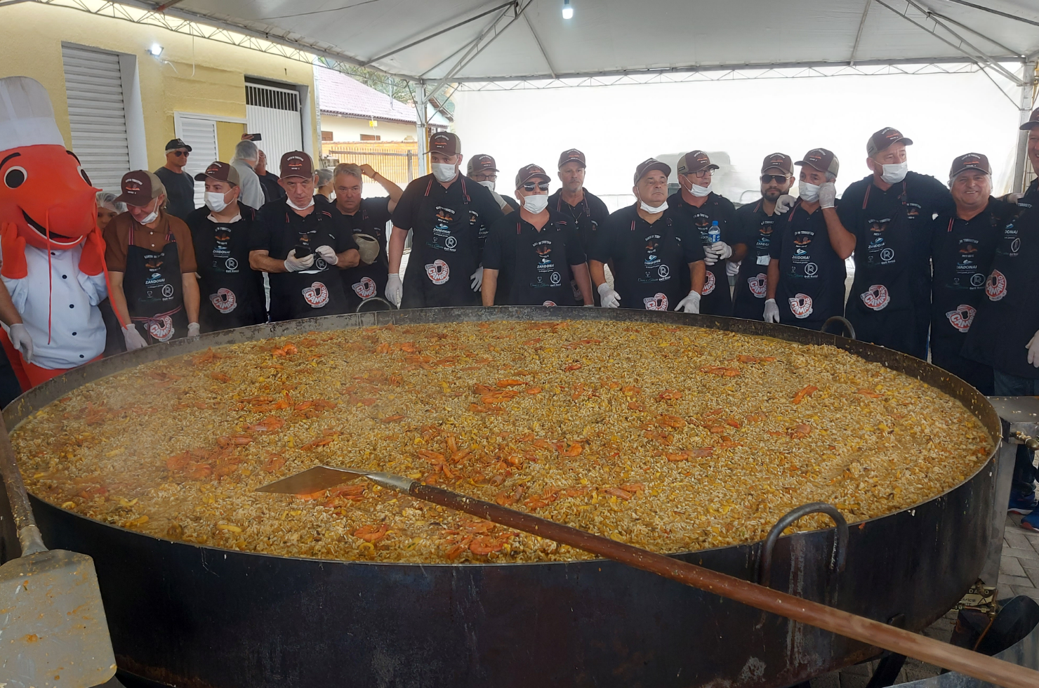 Festival do Camarão de Porto Belo reúne tradição e gastronomia