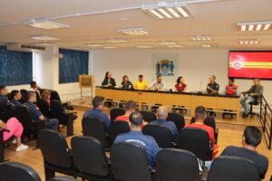 Câmara discute melhorias e segurança nos postos guarda-vidas na capital