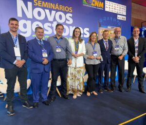 Prefeitos eleitos da Região Carbonífera participam de encontro em Brasília