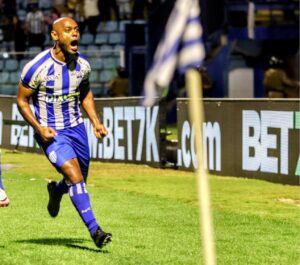 Avaí vence de virada o Botafogo-SP pelo Brasileirão da Série B