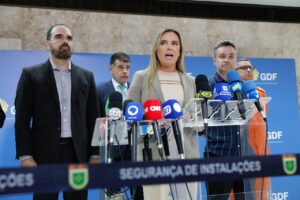 Inquérito vai investigar explosões na Praça dos Três Poderes e segurança é reforçada em Brasília