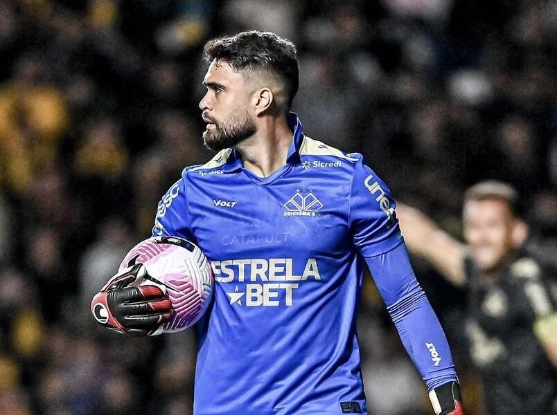 Tigre: Gustavo treina uma parte da atividade e Jonathan em separado