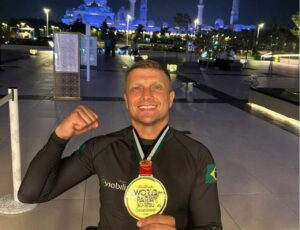 Atleta de BC é campeão mundial de parajiujitsu