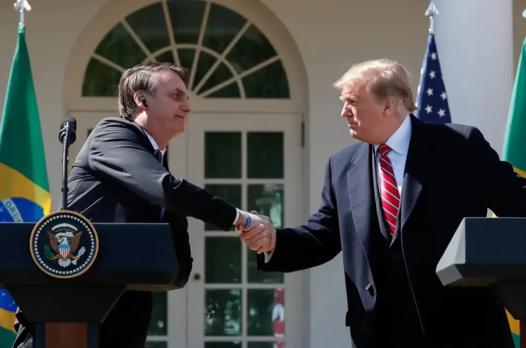 Bolsonaro e Trump em encontro na Casa Branca, em Washington