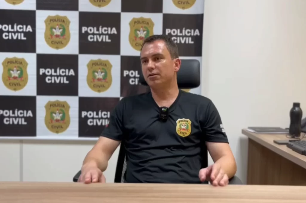 Delegado Luís Otávio Pohlmann, da DIC de Araranguá, comentando sobre o cão que supostamente foi morto