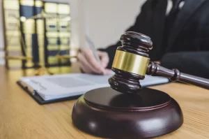 Criciúma: Homem é condenado a 13 anos por ataque à ex-mulher
