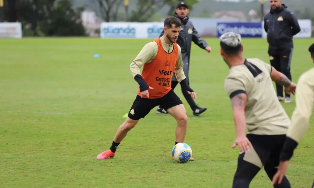 Criciúma inicia “Operação Milagre” contra o Corinthians