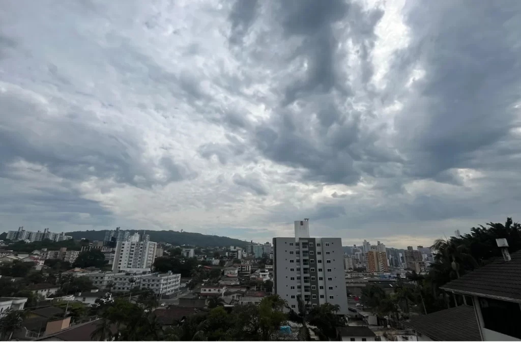 Criciúma semana começa com calor, mas chuva fará temperatura cair