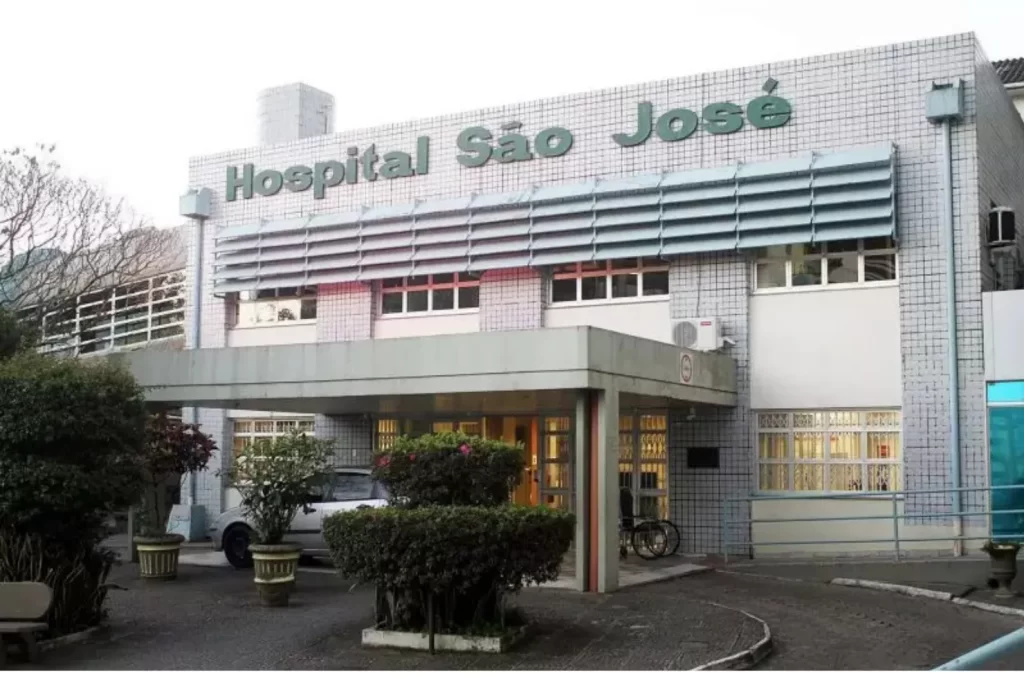 Criminosos fingem assalto a carro-forte para aplicar golpe no Hospital São José