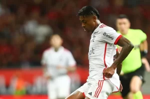Flamengo se pronuncia sobre o caso de Bruno Henrique