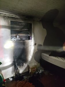 Princípio de incêndio em Passo de Torres é controlado rapidamente