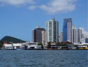 Itajaí tem a segunda maior geração de empregos de SC
