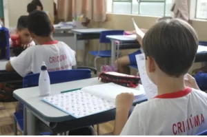 Matrículas em Criciúma: comprovação de vacina contra Covid-19 segue obrigatória