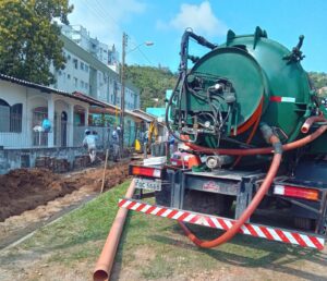 Casan conclui obra de esgoto no Bairro Agronômica, em Florianópolis
