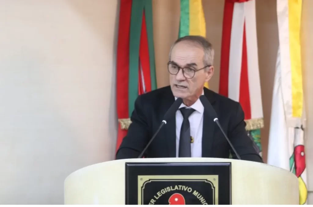 Paulo da Farmácia diz não saber por que foi afastado da Câmara