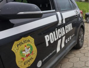 Suspeito por furtos é preso embaixo de ponte em Tubarão