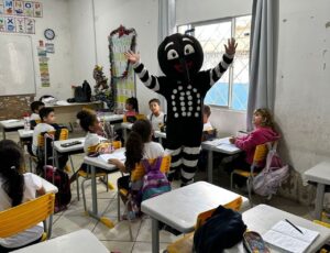 Itajaí capacita crianças no combate a dengue