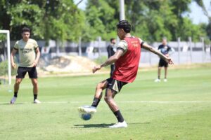 Criciúma deve ser mais ofensivo contra o Corinthians