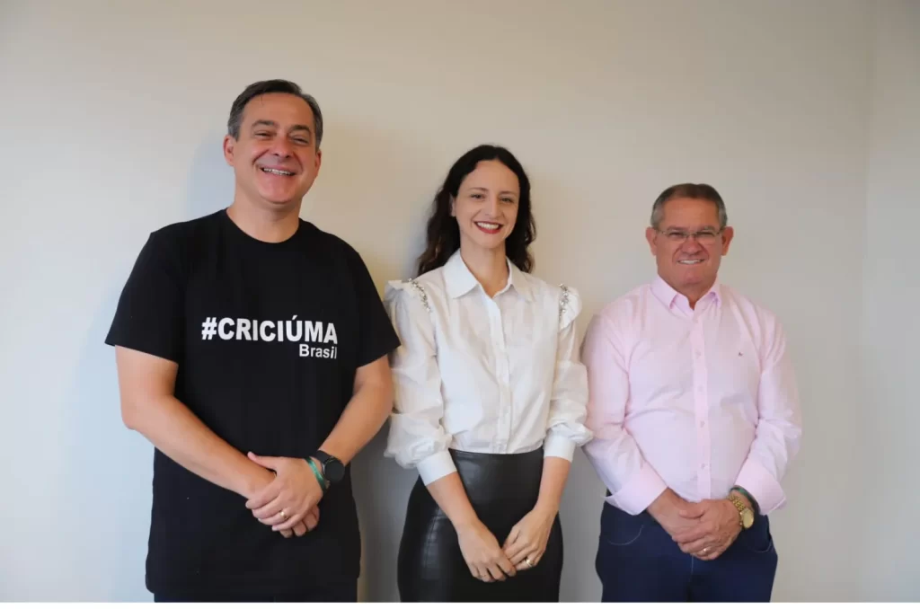 Vaguinho anuncia Marluci Freitas para a Secretaria da Fazenda