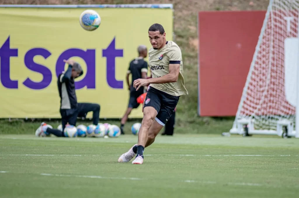 Treino do Vitória no CT Manoel Pontes Tanajura, em Salvador