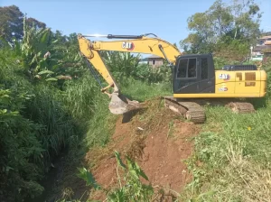 São José intensifica limpeza de rios para prevenir alagamentos