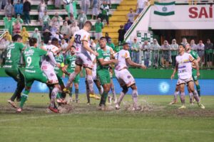 Chapecoense perde em casa para o Novorizontino e ainda convive com fantasma do rebaixamento no Brasileirão da Série B
