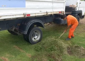São José intensifica roçada e capina para conter mato e dengue