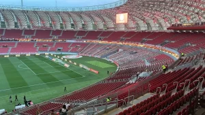 Inter e Criciúma se enfrentam com objetivos distintos