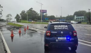 Chuva provoca transtornos no trânsito da Grande Florianópolis