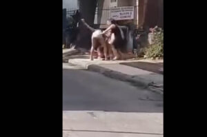 Vídeo: transexuais brigam com uso de faca e PM é obrigada a intervir