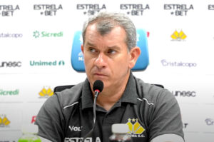 “Fizemos o adversário sentir o peso do jogo”, avalia Tencati