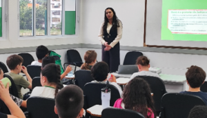 MP de SC ensina ética e meio ambiente a alunos em Santo Amaro