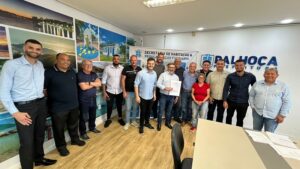 Palhoça entrega 4 mil certidões de regularização fundiária