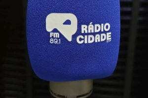 Rádio Cidade em Dia comemora 5 anos de inovação e protagonismo em Criciúma