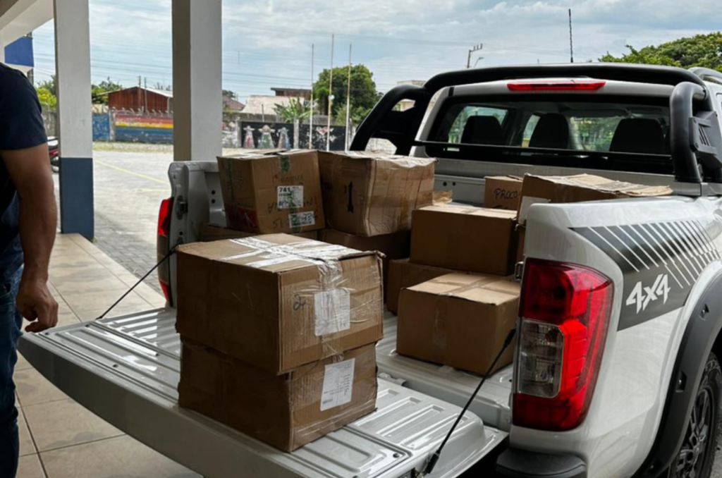 Procon distribui cartilhas educativas em escolas de Tubarão