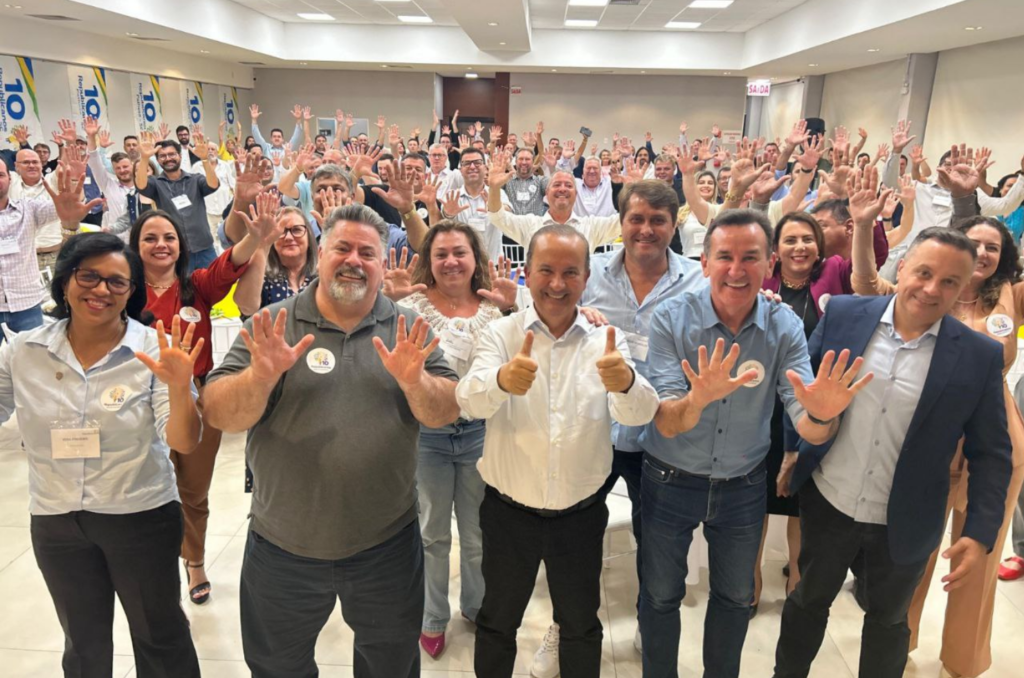 Republicanos de SC realiza encontro com governador Jorginho Mello e lideranças eleitas