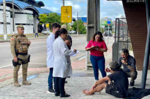 Ação para identificar pessoas em situação de rua é realizada em Tubarão