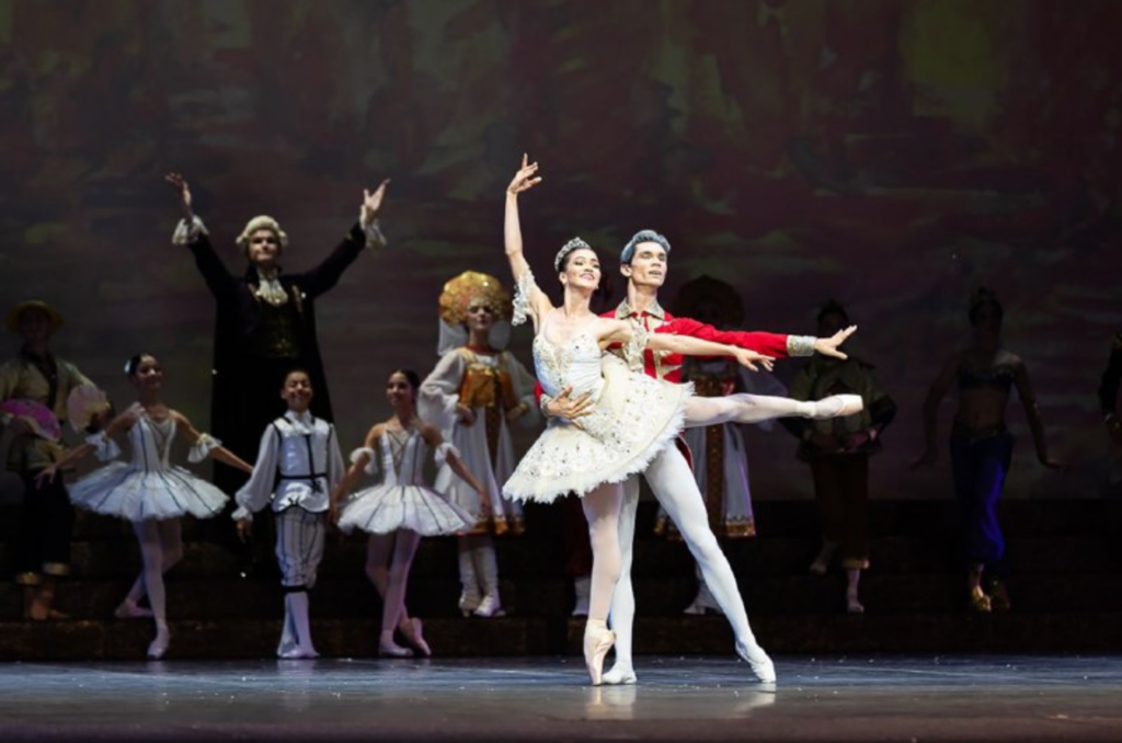 Espetáculo com Bolshoi e show da banda Chimarruts são atrações gratuitas no Fim de Ano do Parque