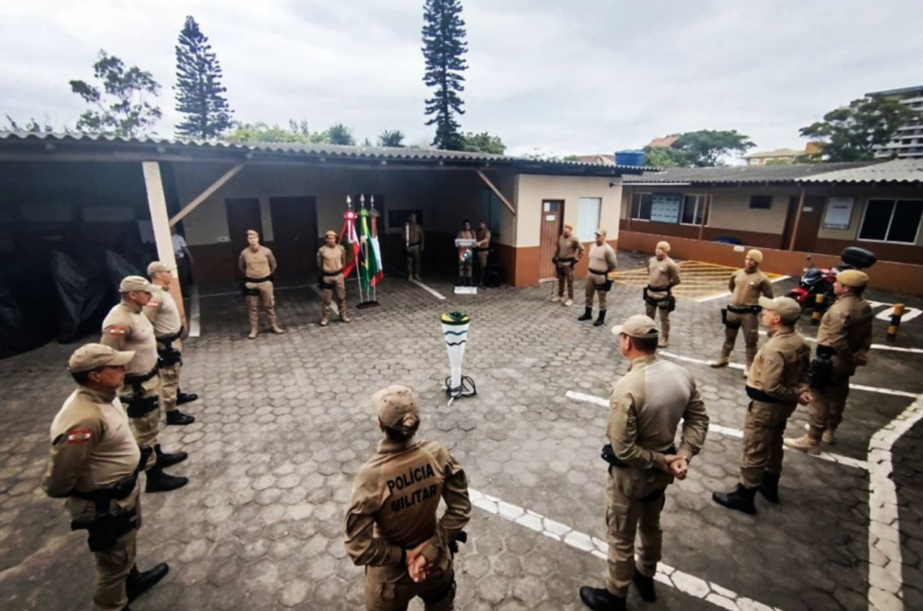 Batalhão da Polícia também celebra o Dia da Bandeira