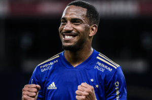 Hercílio Luz acerta contratação de Matheus Neris, ex-São Paulo, Palmeiras e Cruzeiro