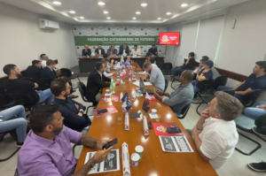 Com regulamento aprovado, FCF discute mudança na fórmula de disputa do Estadual