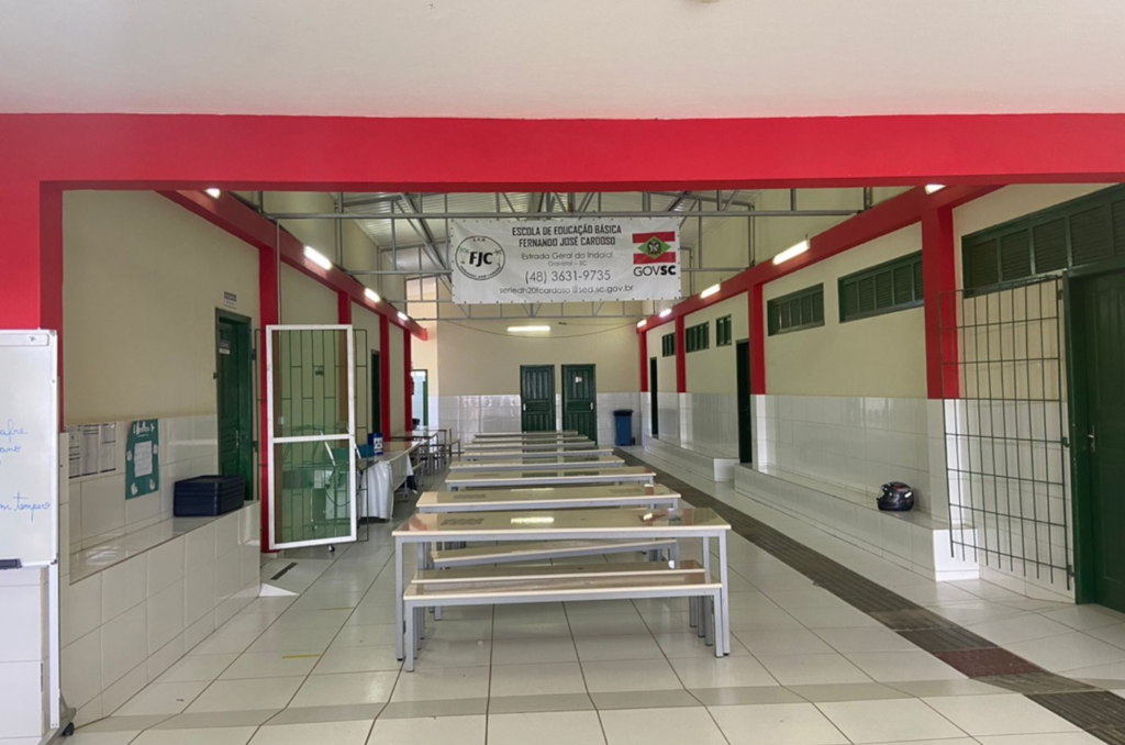 Proposta de remanejamento de alunos em escola de Gravatal é discutida