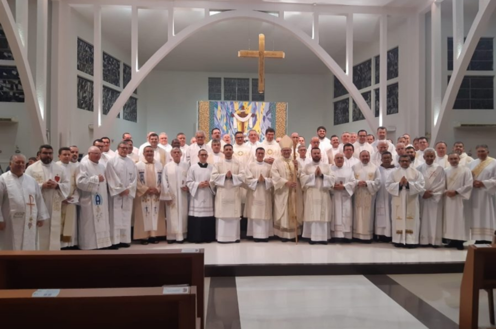 Diocese de Tubarão anuncia transferências de padres para 2025