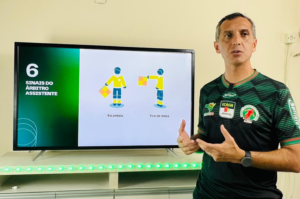 Kleber Lúcio Gil fala sobre pênalti polêmico marcado em Hercílio Luz e Marcílio Dias