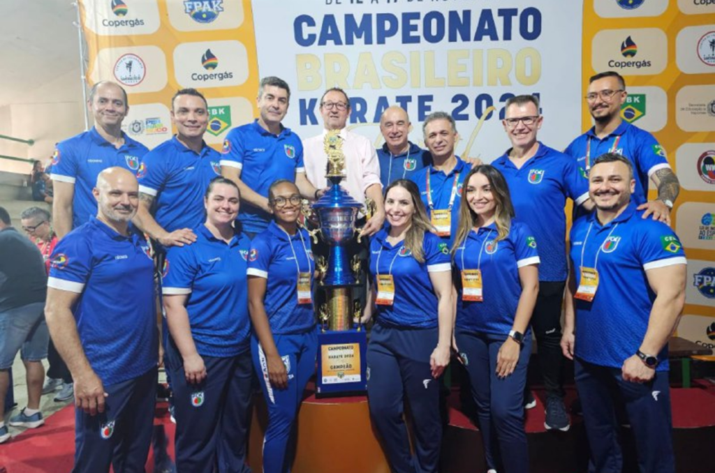 Atletas de Tubarão encerram participação em torneio nacional