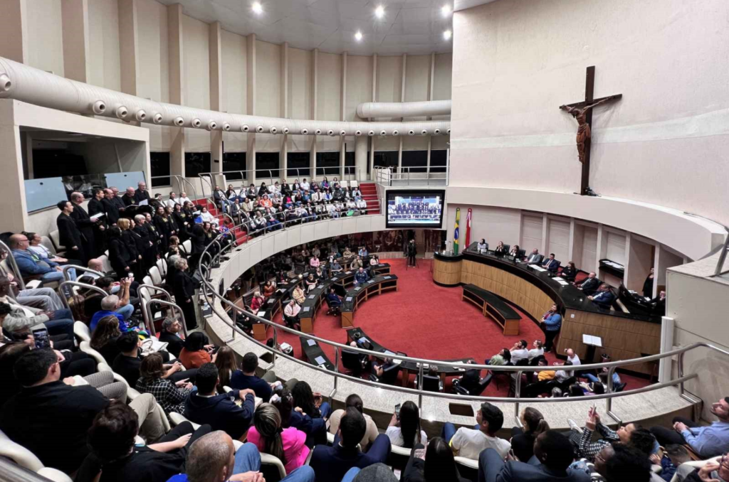 Sessão especial em homenagem à SC Transplantes é realizada na Alesc
